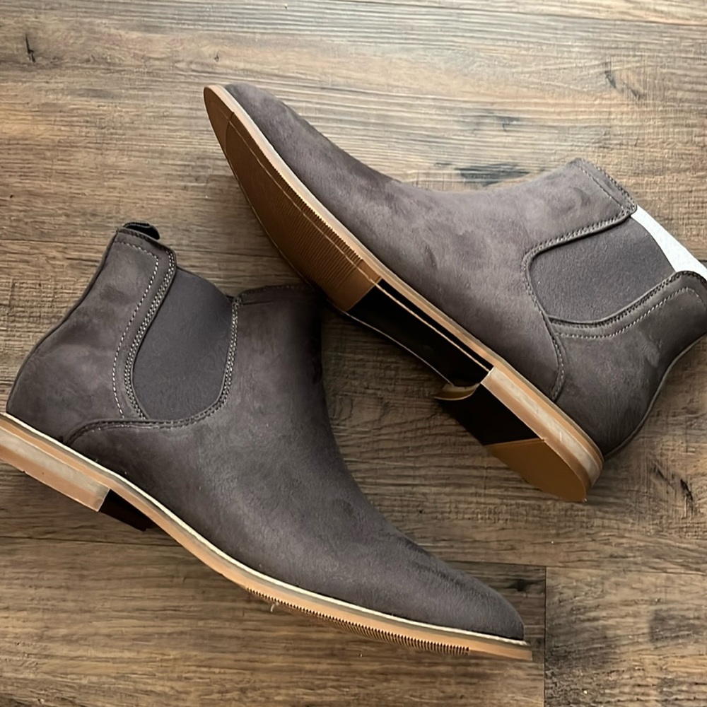 Brand new Men’s boots